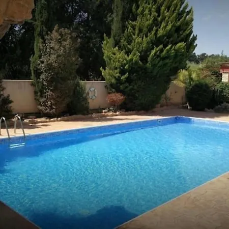 Hébergement de vacances Modern 2 Bedroom Townhouse Paphos