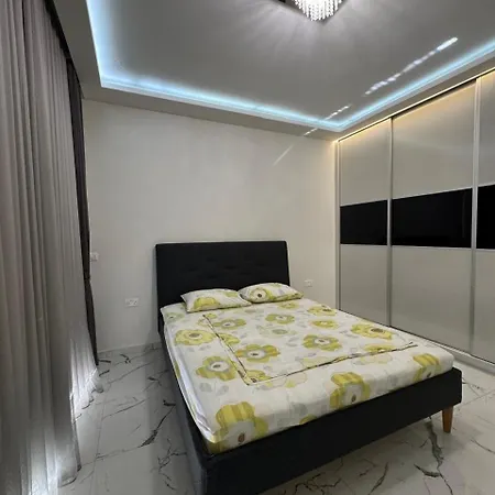 Modern 2 Bedroom Townhouse
