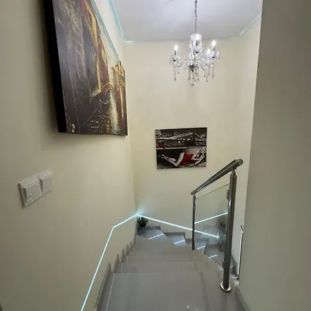 بيت للعطل Modern 2 Bedroom Townhouse بافوس